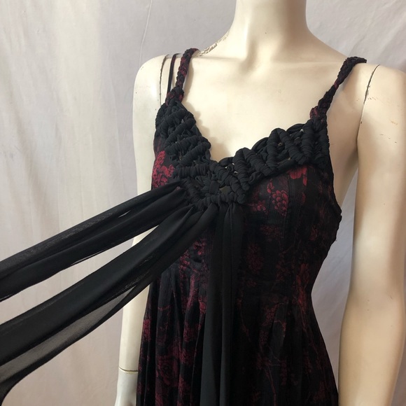 Chelsea & Theodore rose silk macrame braided dress - Picture 4 of 8